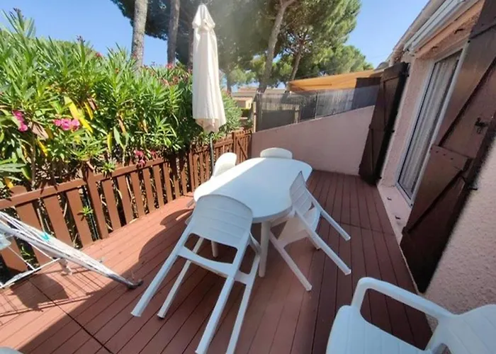 Mitoyenne Climatisee Avec Piscine Et Parking Pour 6 Pers - Fr-1-607-123 Вілла *